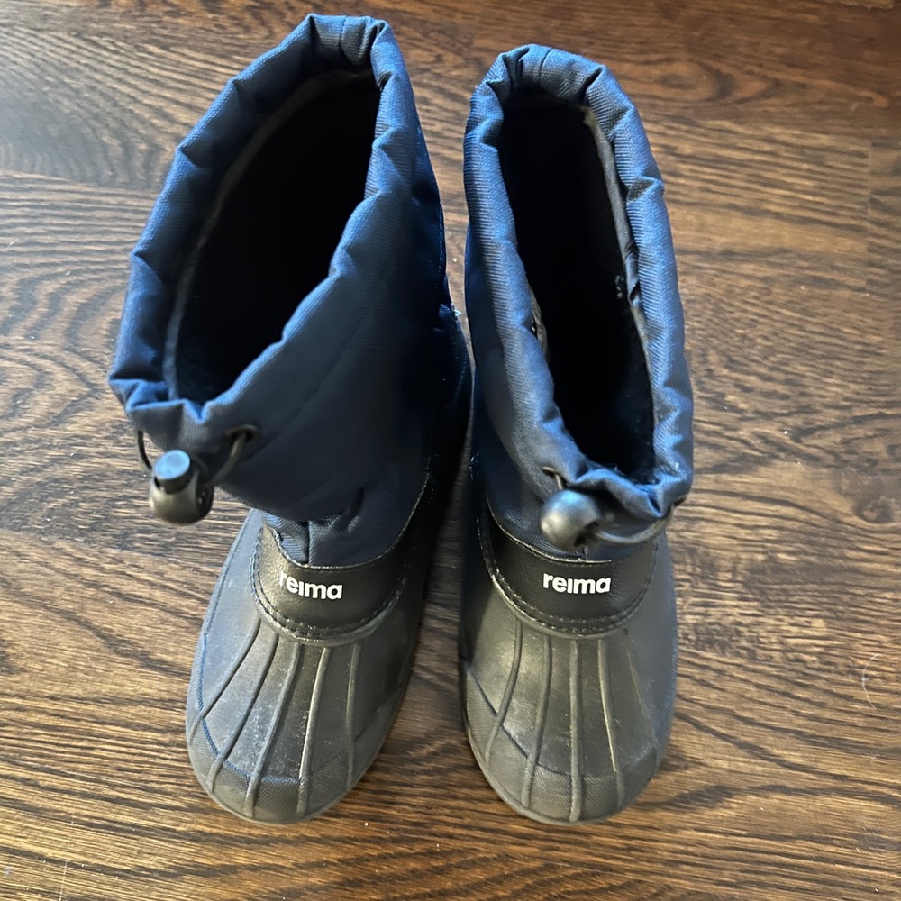 Reima Kids Navy and Black Snow Boots